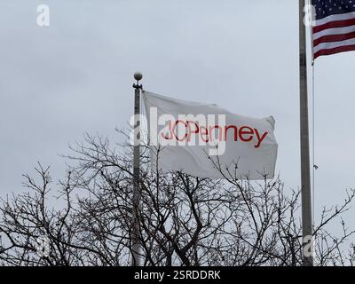 Lenexa, Kansas – 15. Februar 2025: JC Penny gab kürzlich zahlreiche Filialschließungen bekannt Stockfoto