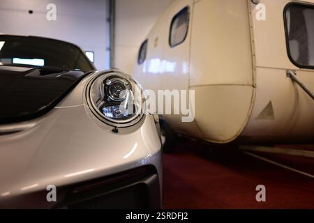 Örkelljunga, Skåne, Schweden. Februar 2025. Bengt i Örkelljunga. Porsche 911 GT3 RS auf der Ausstellung. Stockfoto