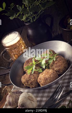 Frikadeller - Gebratene Knödel Stockfoto
