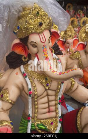Body Builder Idole von Lord Ganesha für verkaufen, Pune, Maharashtra, Indien, Asien Stockfoto