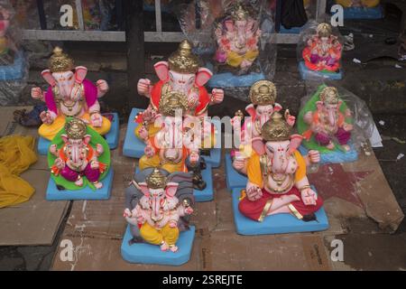 Idole von Lord Ganesha für verkaufen, Pune, Maharashtra, Indien, Asien Stockfoto