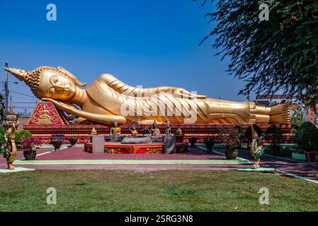 Liegende Buddha-Statue am Vientiane-Tempel Stockfoto