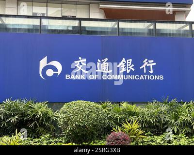 Nanning, China - 15. Februar 2024. Büro-Schild der Bank of Communications. Stockfoto