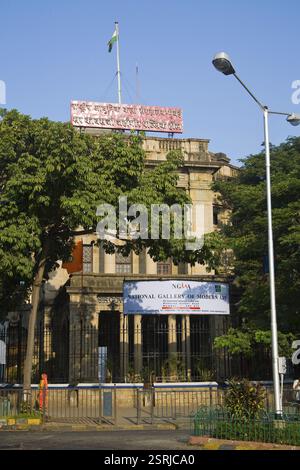 Nationale Galerie für moderne Kunst in der Sir cowasjee jehangir Public Hall, Bombay, Mumbai, Maharashtra, Indien 20-12-2009 Stockfoto