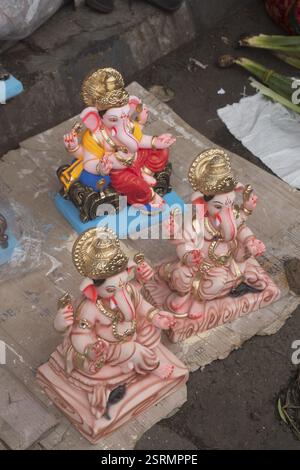 Idole von Lord Ganesha für verkaufen, Pune, Maharashtra, Indien, Asien Stockfoto