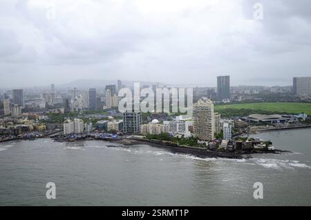 Luftaufnahme des Shiv sagar Anwesens Worli mit Lower Parel, Bombay Mumbai, Maharashtra, Indien, Asien Stockfoto