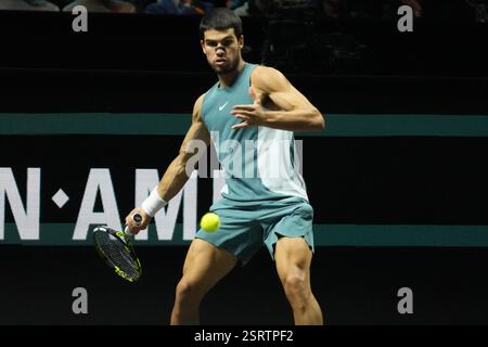 Carlos Alcaraz aus Spanien im Einsatz während der ABN AMRO Open 2025, ATP 500 Tennis-Veranstaltung am 7. februar 2025 in Rotterdam, Niederlande. Foto Laurent Lairys / ABACAPRESS. KOM Stockfoto