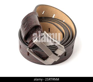 Eleganter Ledergürtel mit strukturierter Oberfläche und glänzender Metallschnalle Stockfoto