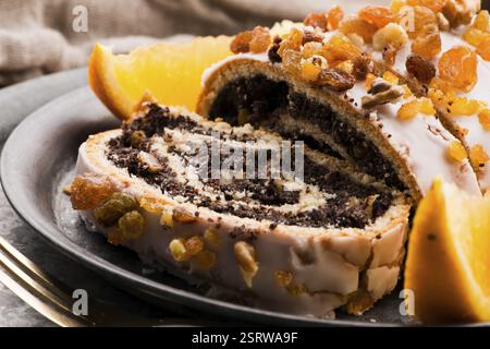 Mohn-Brötchen, Dessert für weihnachten Stockfoto