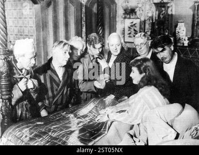 BALL OF FIRE RICHARD HAYDN, HENRY TRAVERS, TULLY MARSHALL, LEONID KINSKEY, AUBREY MATHER, S.Z. SAKALL, OSKAR HOMOLKA FEUERBALL Datum: 1941 Stockfoto