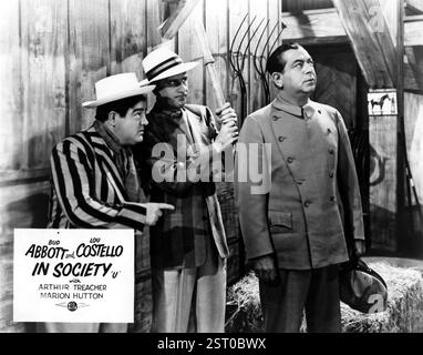 IN SOCIETY [US 1944] ALIAS ABBOTT UND COSTELLO IN SOCIETY LOU COSTELLO, BUD ABBOTT, [UNIDENTIFIZIERT] Datum: 1944 Stockfoto