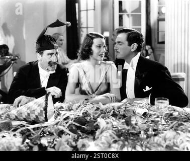 EINE NACHT IN DER OPER [US 1935] GROUCHO MARX, KITTY CARLISLE, WALTER WOOLF KING Datum: 1935 Stockfoto