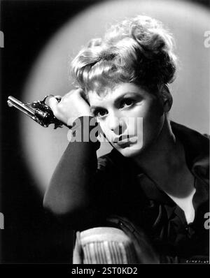 ADAM'S RIB [US 1949] JUDY HOLLIDAY Datum: 1949 Stockfoto