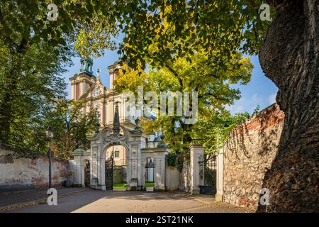 Krakau, Krakau, Kazimierz, Polen, die Skaleczna Straße führt zur Basilika St. Michael Erzengel. Ulica Skałeczna wiodąca do Bazylika Stockfoto