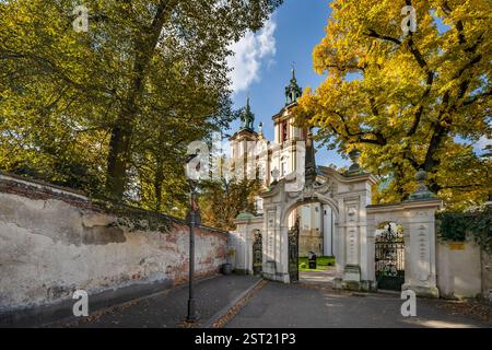 Krakau, Krakau, Kazimierz, Polen, die Skaleczna Straße führt zur Basilika St. Michael Erzengel. Ulica Skałeczna wiodąca do Bazylika Stockfoto