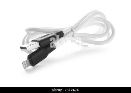 Ein USB-Ladekabel isoliert auf weiß Stockfoto