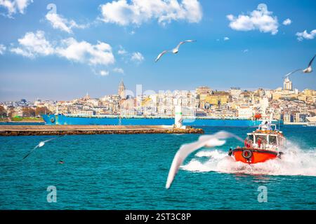 Istanbul Karakoy und Galata Turm Blick aufs Meer, größte Stadt in der Türkei Stockfoto