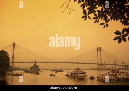 Die neue Howrah-Brücke (Vidyasagar Setu) auf dem Hooghtly River in Kalkutta, Westbengalen, Indien, Asien Stockfoto