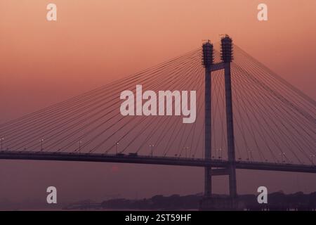 Vidyasagar Setu (neue Howrah-Brücke) über den Hoodly River, Kalkutta, Westbengalen, Indien, Asien Stockfoto