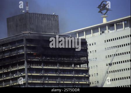 Brandbekämpfung im Express Tower, Mumbai, Maharashtra, Indien, Asien Stockfoto