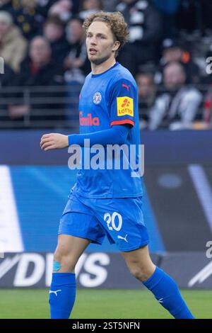 Frankfurt, Deutschland. Februar 2025. Jann-Fiete Arp (Holstein Kiel #20), Freisteller, Portrait/Portr?t, Eintracht Frankfurt - Holstein Kiel, Frankfurt, Deutsche Bank Park, 16.2.2025 Credit: dpa/Alamy Live News Stockfoto
