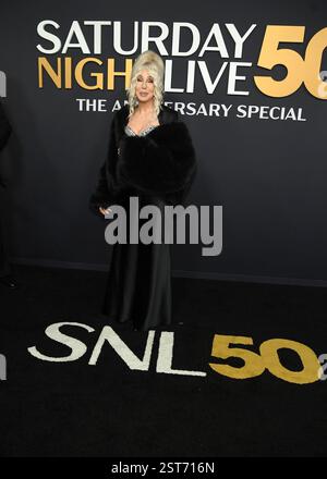 New York, USA. Februar 2025. SNL50: DER ROTE TEPPICH -- im Bild: Cher am Sonntag, 16. Februar 2025 -- (Foto von Noam Galai/NBC via Credit: SIPA USA/Alamy Live News Stockfoto