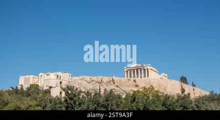 ATHEN, GRIECHENLAND - 18. Oktober 2024: Die Akropolis von Athen Griechenland Stockfoto