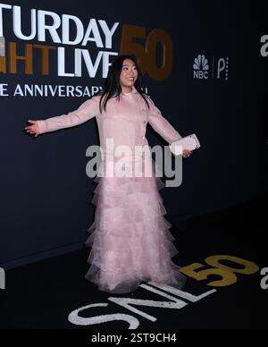 16. Februar 2025 in New York, New York, USA: Awkwafina nimmt an der SNL50: The Anniversary Show im Rockefeller Plaza 30 in New York Teil. Februar 2025. (Credit Image: © Photo Image Press via ZUMA Press Wire) NUR REDAKTIONELLE VERWENDUNG! Nicht für kommerzielle ZWECKE! Stockfoto