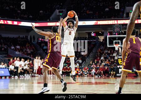 USC Trojans Stürmer Saint Thomas (0) schießt über Minnesota Golden Gophers Stürmer Frank Mitchell (00) während eines NCAA Männer Basketballspiels am Samstag, F Stockfoto