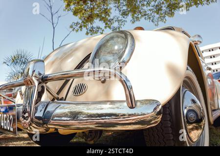 1970 Volkswagen Fusca Käfer 1300 auf Ausstellung beim dritten Tag des städtischen Antiken-Autos in Londrina, Brasilien. Stockfoto