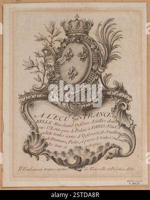 Es wird eine Anfrage nach der Boutique im ECU de France gestellt, die auf Goldschmiedekunst und Schmuck spezialisiert ist. Symbole wie die Fleur de Lys und eine Medaille mit einer Taube des Geistes unterstreichen die hochwertigen Artikel, die in der Boutique verkauft werden. Stockfoto