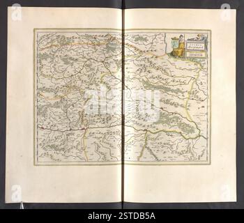 Ein antiker Band aus der Topographischen Sammlung des BL King mit dem Titel „Troisième Volvme de la Geographie“, der Karten, geographische Beschreibungen und detaillierte topographische Informationen aus dem 18. Jahrhundert enthält. Die Arbeit bietet Einblicke in historische Kartographie, Geographie und Erkundung. Stockfoto