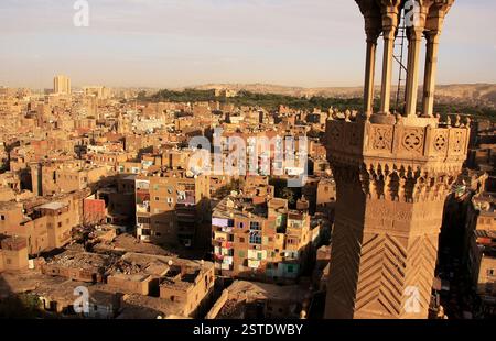 Blick auf die Altstadt Cairo Form Moschee Minarett, Ägypten Stockfoto
