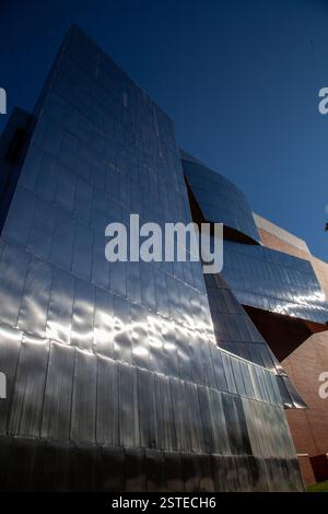 Das Weisman Art Museum auf dem Campus der University of Minnesota, entworfen von Frank Gehry. Stockfoto