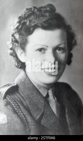 Ein Privat des Auxiliary Territory Service, der während des Zweiten Weltkriegs beim VIII. Korps diente. Stockfoto