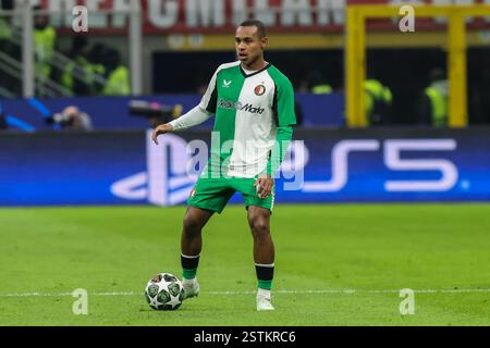 Mailand, Italien. Februar 2025. Igor Paixão Feyenoord während des Spiels AC Milan vs Feyenoord Knockout Phase Play-offs 2. Leg Champions League - Mailand 18. februar 2025 Credit: Kines Milano/Alamy Live News Stockfoto