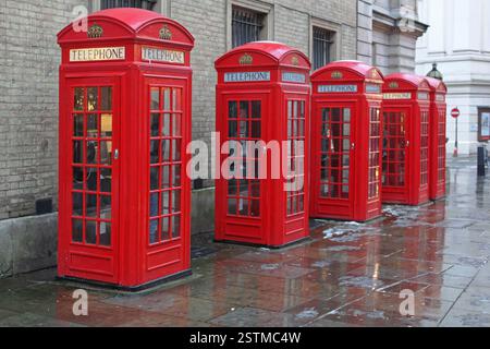 Rote Telefonzellen Stockfoto