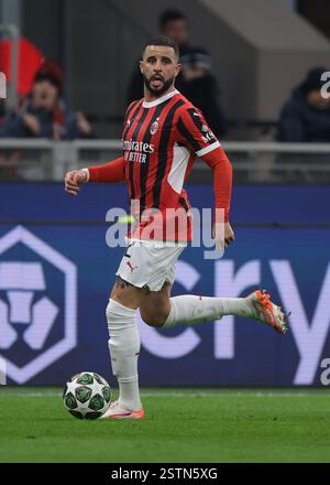 Mailand, Italien. Februar 2025. Kyle Walker vom AC Mailand während der UEFA Champions League, Play Off 2nd Leg Match in Giuseppe Meazza, Mailand. Der Bildnachweis sollte lauten: Jonathan Moscrop/Sportimage Credit: Sportimage Ltd/Alamy Live News Stockfoto