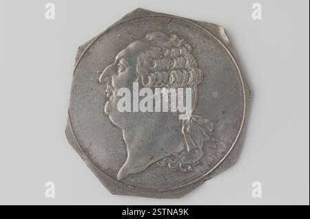 Eine Medaille von Augustin Dupré aus dem Jahr 1792, die ein nach links gerichtetes Porträt von König Ludwig XVI. Zeigt. Dieses numismatische Werk spiegelt den bedeutenden historischen Kontext der Französischen Revolution wider. Stockfoto