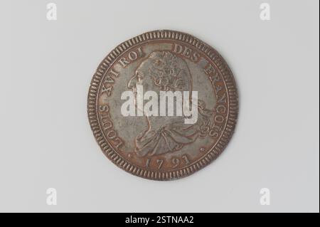 Medaille von Augustin Dupré (1791) mit einer nach links gerichteten Büste Ludwigs XVI. In einem Mantel im römischen Stil, mit einem Band gebunden, mit geriffeltem Rand. Stockfoto