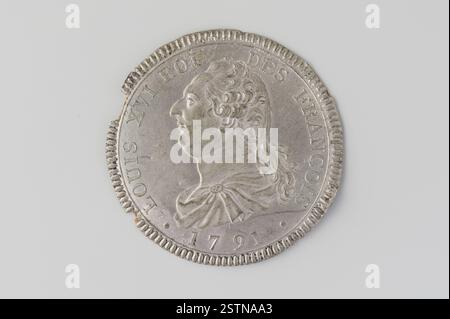 Medaille von Augustin Dupré (1791) mit einer nach links gerichteten Büste Ludwigs XVI. In einem Mantel im römischen Stil, mit einem Band gebunden, mit geriffeltem Rand. Stockfoto