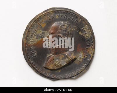 Ein Medaillon mit einer nach links gerichteten Büste von Kaiser Franz I. von Österreich, die seine Rolle in der europäischen Geschichte unterstreicht. Stockfoto
