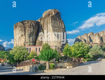 Kastraki Dorf in den Bergen von Meteora, Griechenland Stockfoto