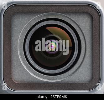 Nahaufnahme des Objektivs der Action-Kamera Stockfoto
