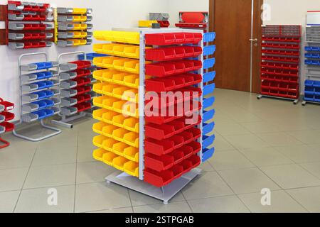Universelle Kunststoffboxen Stockfoto