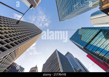 Blick Auf Wolkenkratzer Stockfoto