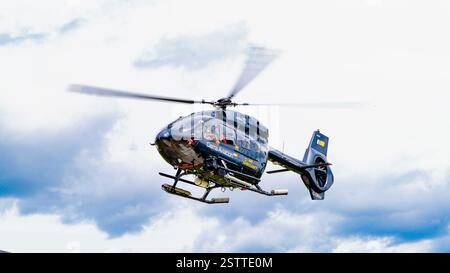 Scottish Ambulance Air Ambulance Hubschrauber startet vom Ninewells Krankenhaus, Dundee Stockfoto