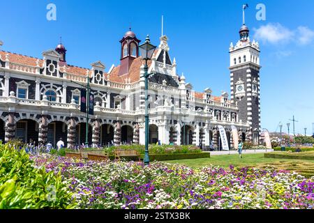 Bahnhof Dunedin, Anzac Square, Dunedin Central, Dunedin (Ōtepoti), Region Otago, Südinsel, Neuseeland Stockfoto