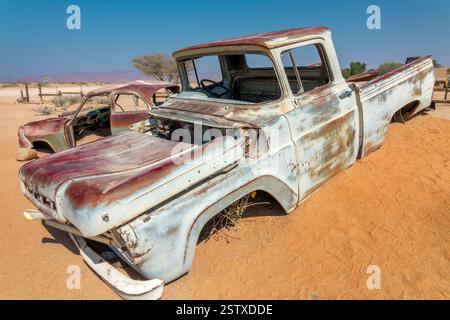 OD rostige Autounfälle in der Wüste in Solitaire, Namibia, Afrika Stockfoto
