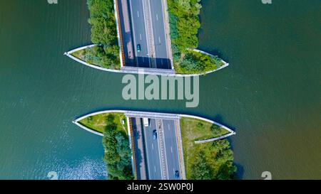 Luftaufnahme des Veluwemeer Aquädukts in den Niederlanden Stockfoto